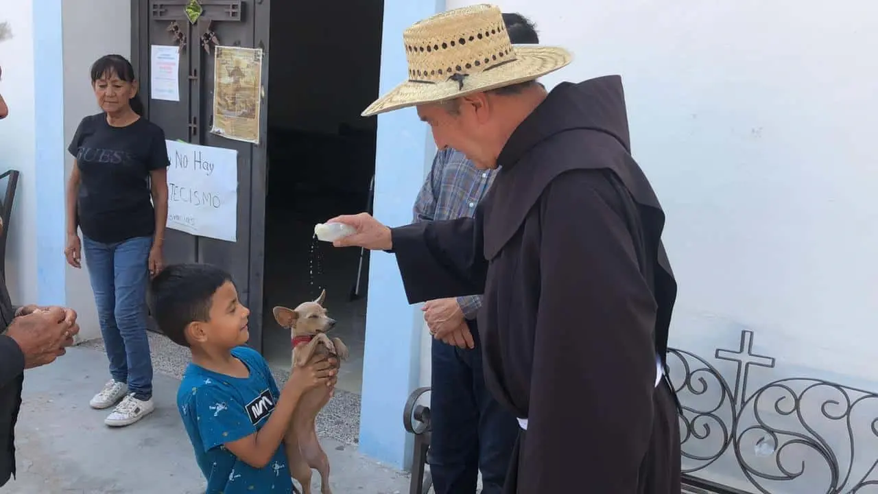 Con bendición de mascotas y unción de los enfermos conmemoran el Día de San Francisco de Asís