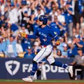 Blue Jays aplasta a Yankees y queda a un juego de la Serie de Campeonato de la Liga Americana