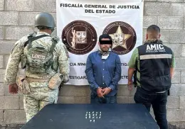Capturan a sujeto durante cateo en Hermosillo