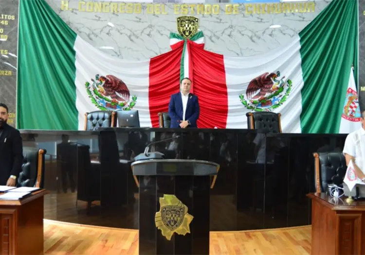 Chihuahua prohíbe el uso de lenguaje inclusivo en escuelas públicas y privadas