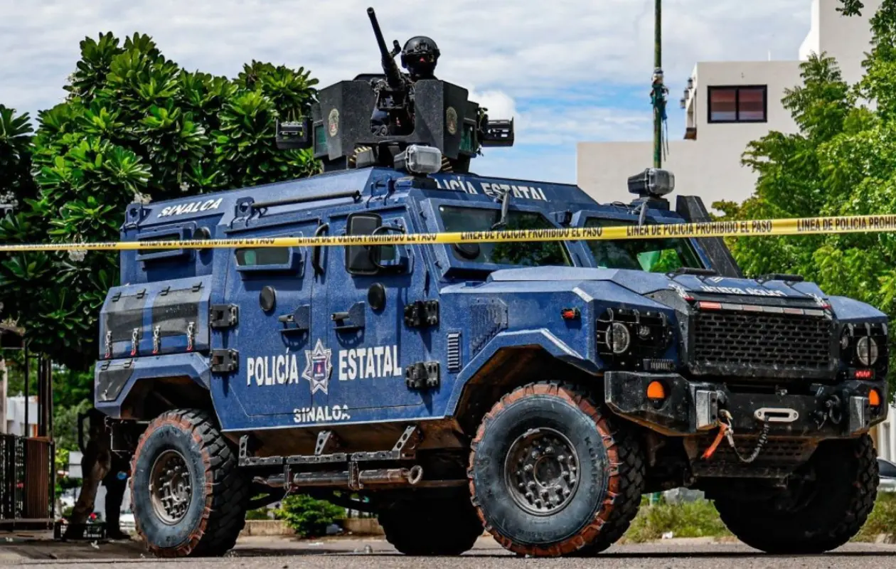 Distintas corporaciones tuvieron que intervenir. Foto: Aristegui Noticias.