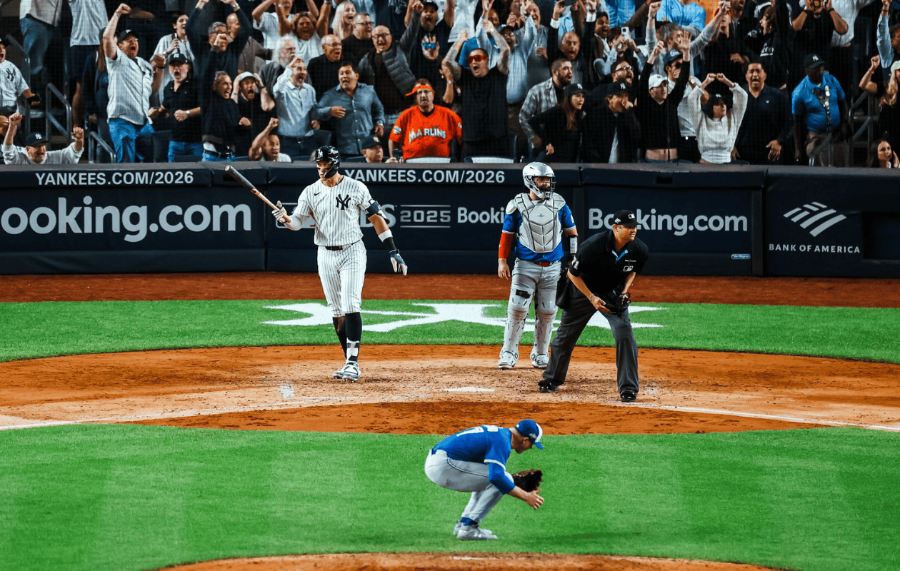 Yankees remonta y evita la barrida ante Blue Jays en la Serie Divisional 2025