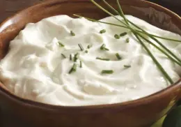 El dip de queso crema más fácil y delicioso, ideal para botanas y fiestas