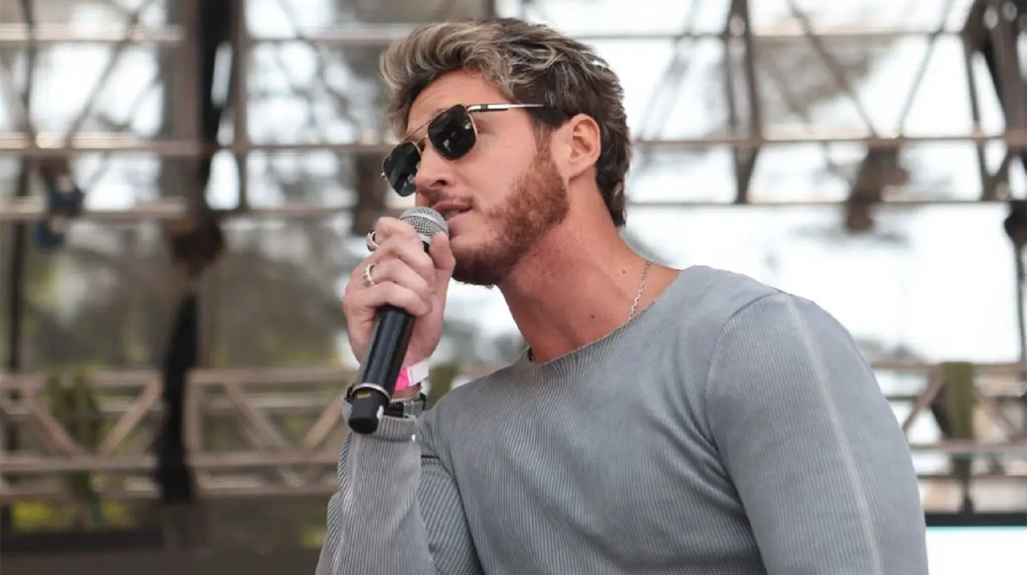 Muere el cantante y modelo argentino Fede Dorcaz tras presunto intento de asalto
