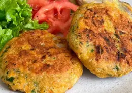 ¿Quieres comer saludable? Así puedes preparar tortitas de zanahoria con avena