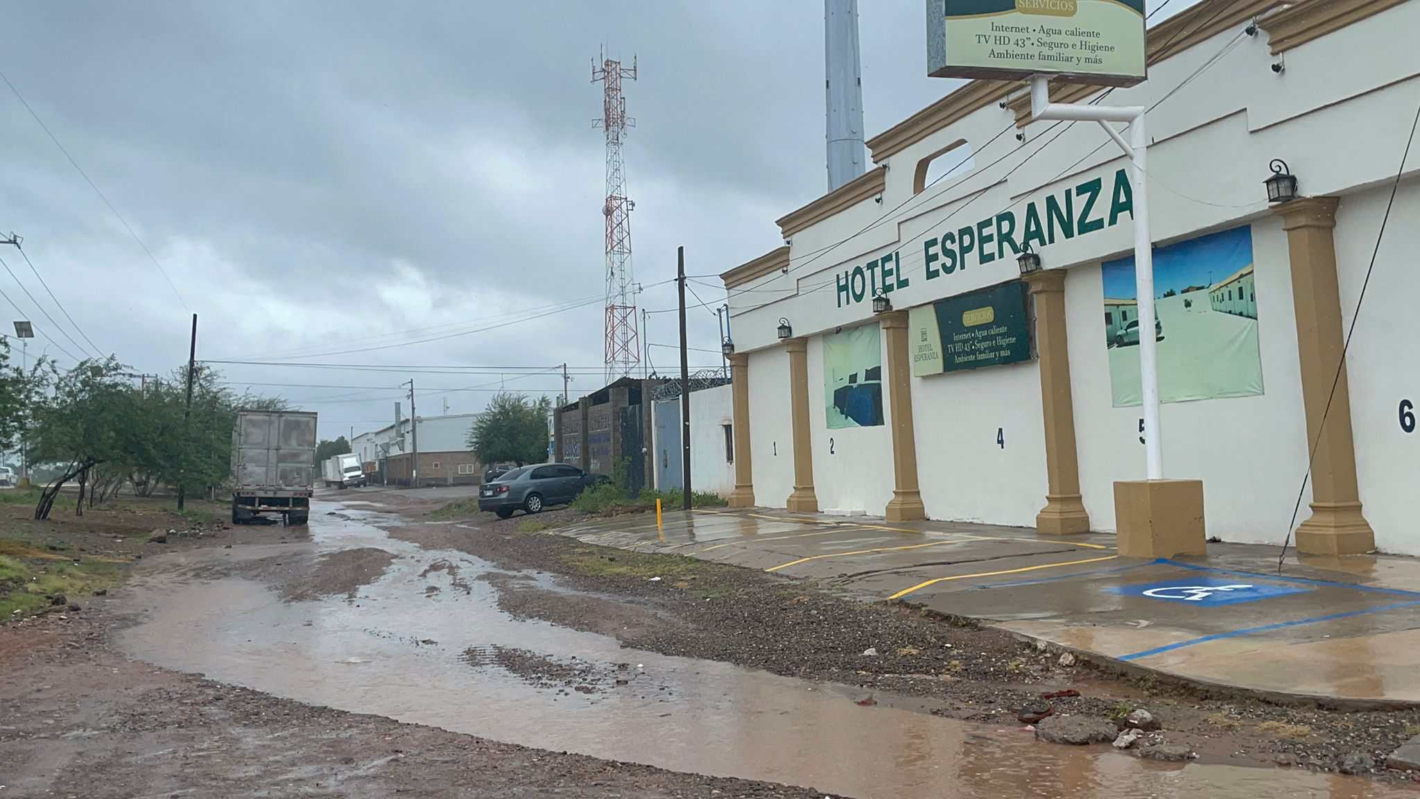 Vecinos de Esperanza piden pavimentar calle Magdalena Trujillo
