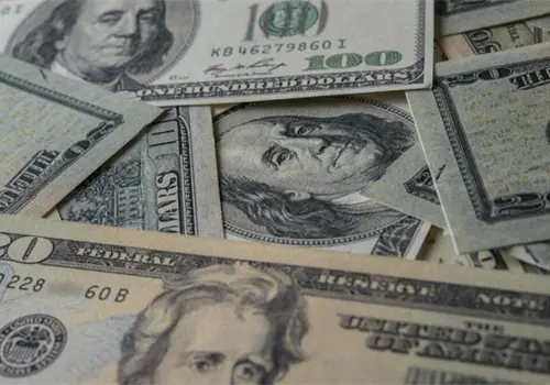 Precio del dólar hoy domingo 12 de octubre: el peso sigue en descenso