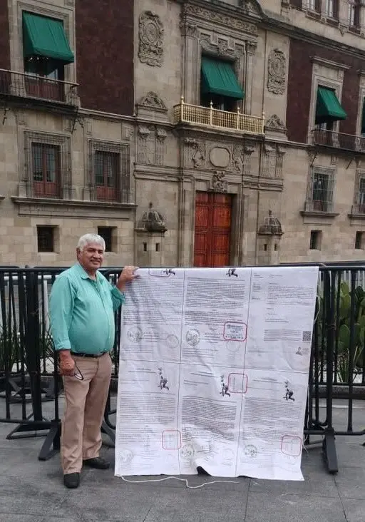 Protesta Mayo en el Palacio Nacional