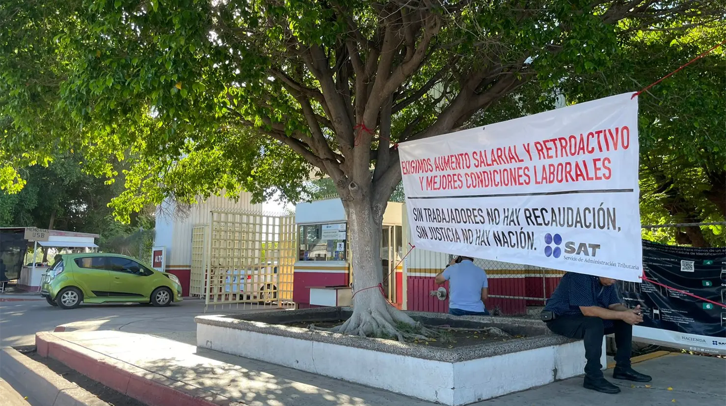 Son alrededor de siete mil trabajadores a nivel nacional afectados y algunos se manifestaron en Ciudad de México y otras ciudades del país.