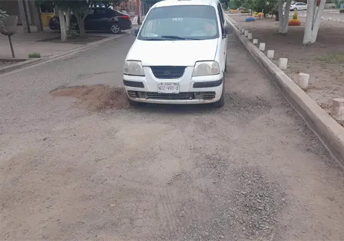 Taxistas colectivos de Cajeme siguen viéndose afectados por las calles