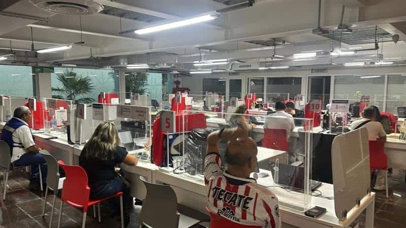 Infonavit llama a beneficiarse con crédito congelado