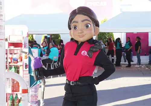 Rendichicas presenta a La Rendi como su nueva voz y espíritu