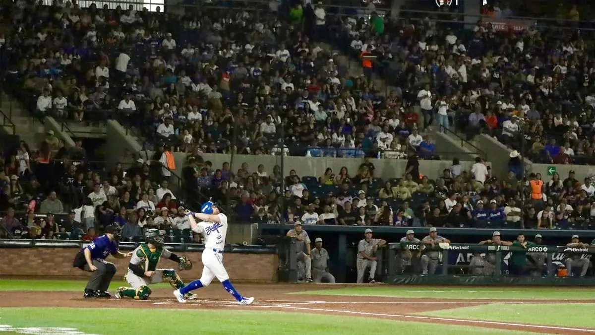 Cañeros barre a Yaquis a domicilio en la jornada inaugural
