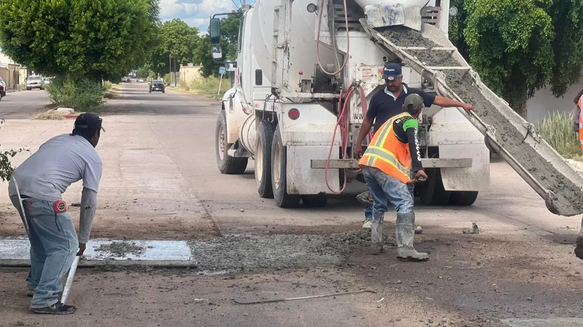 Avanza el bacheo con concreto hidráulico