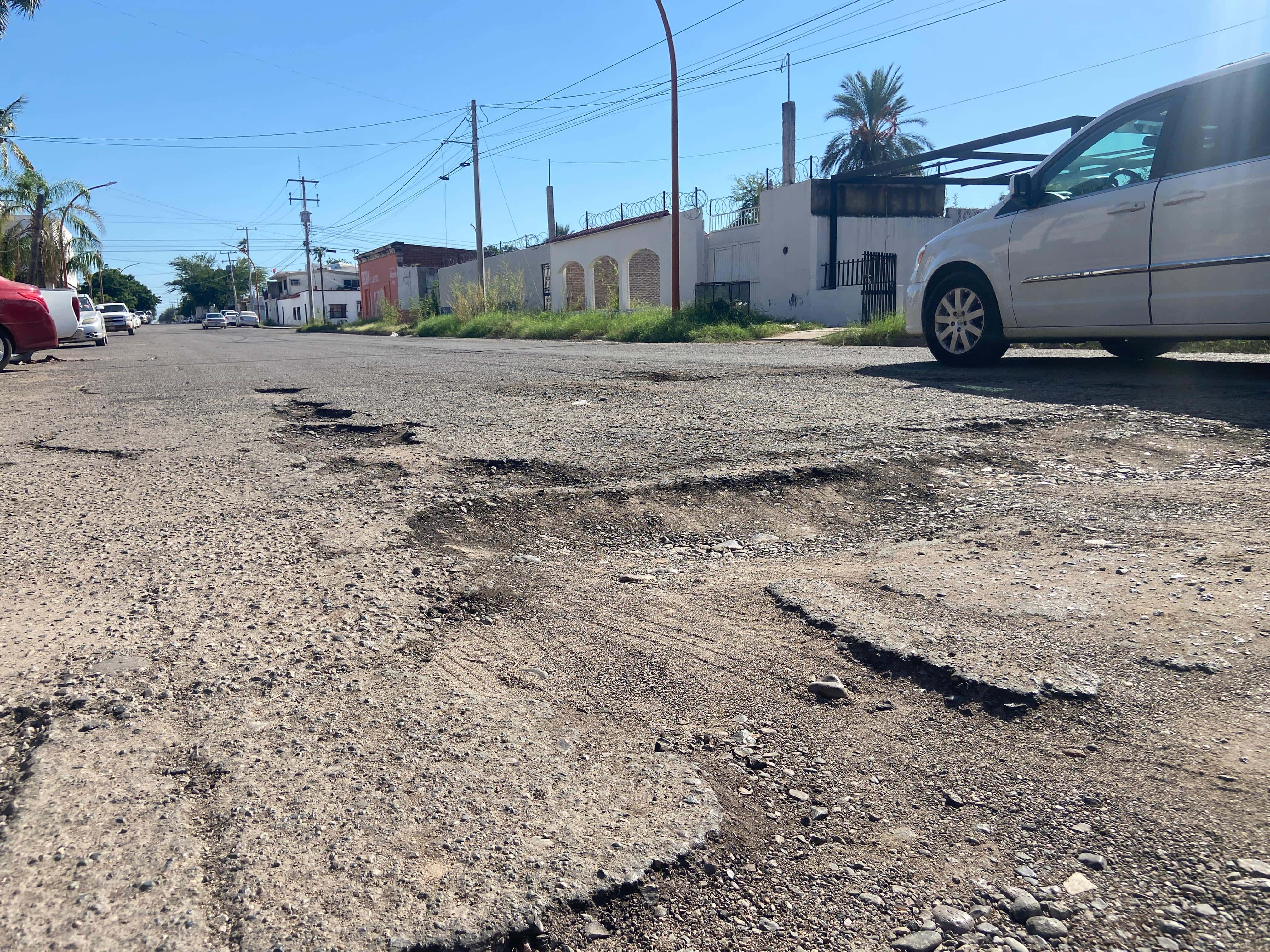 Concesionarios de transporte urbano piden arreglo de calles