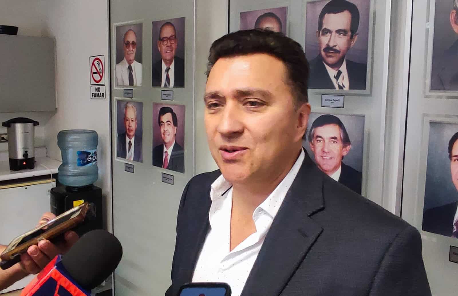 Canaco busca actualizar licencias de comercios en Sonora