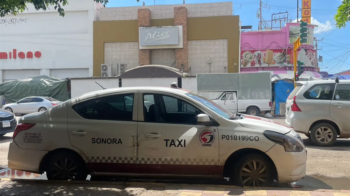 Los cajemenses tienen arraigada la tradición de acudir a los panteones en esas fechas