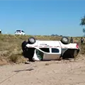Vuelca pick up en la México 15, al norte de Guaymas