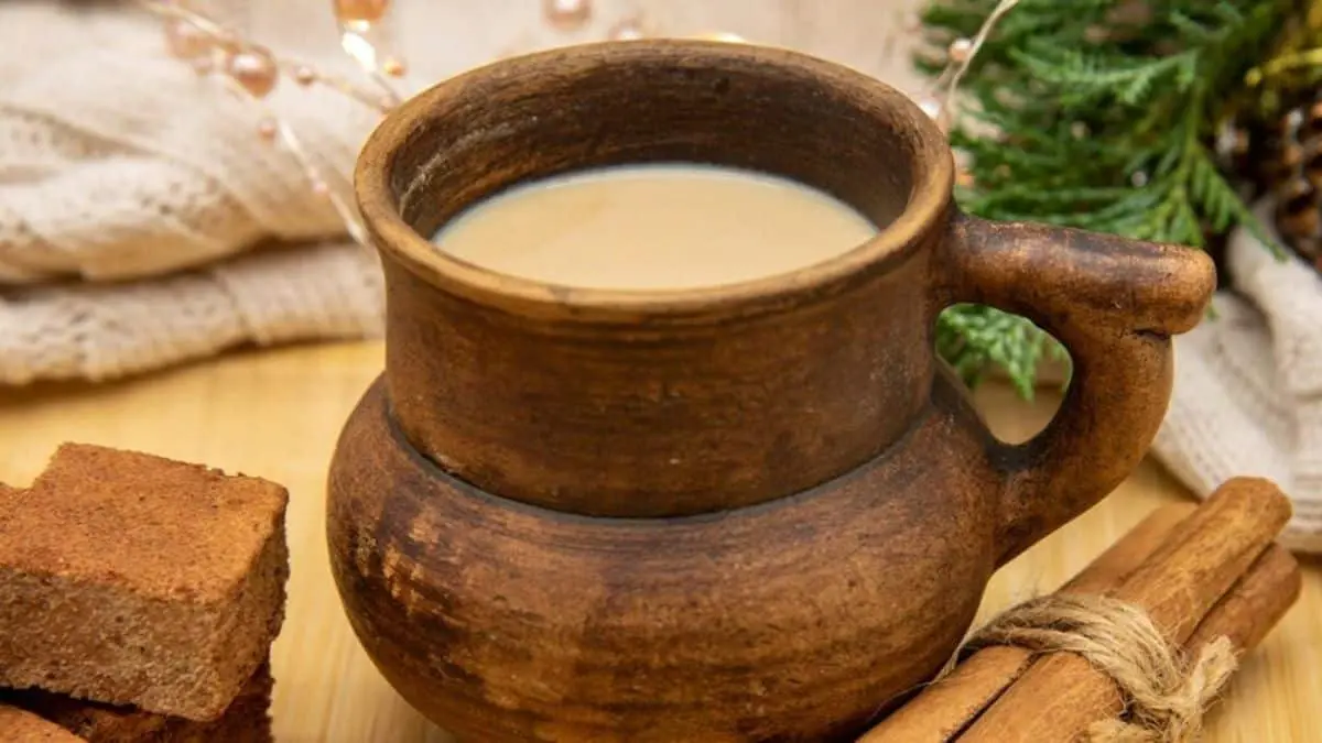 Atole de Masa: El secreto para una bebida caliente cremosa y perfecta para compartir en invierno