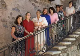 Amigas de la infancia se reúnen para celebrar el cumpleaños de Mazú Campoy Amigas de la infancia se reúnen para celebrar el cumpleaños de Mazú Campoy