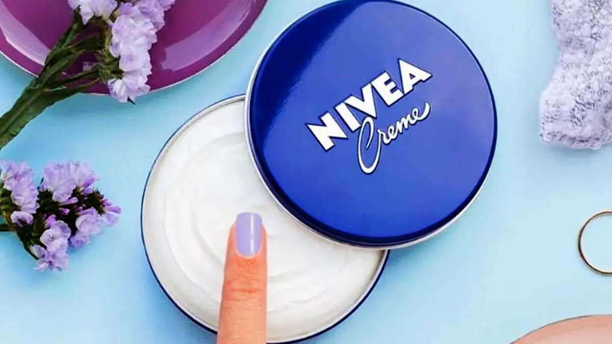 Potencia tu crema Nivea para eliminar arrugas faciales y lucir una piel más joven