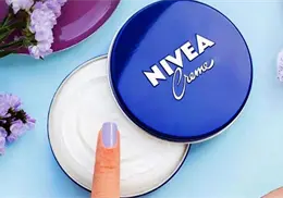 Potencia tu crema Nivea para eliminar arrugas faciales y lucir una piel más joven