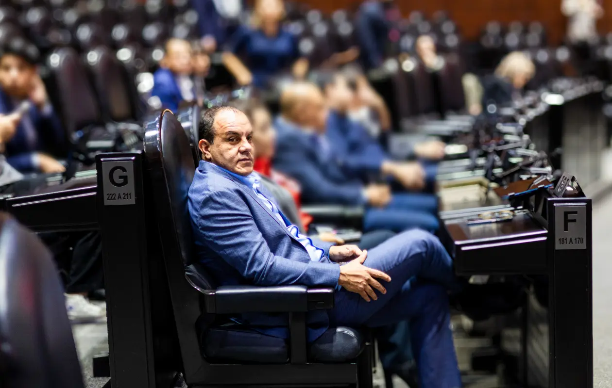Cuauhtémoc Blanco se defiende por jugar pádel en plena sesión virtual