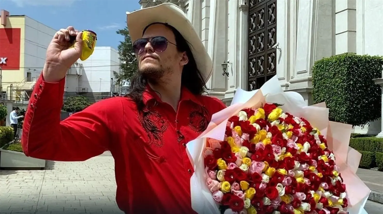 "Flores El Patrón", enfrenta presunta denuncia por violencia doméstica; esto se sabe