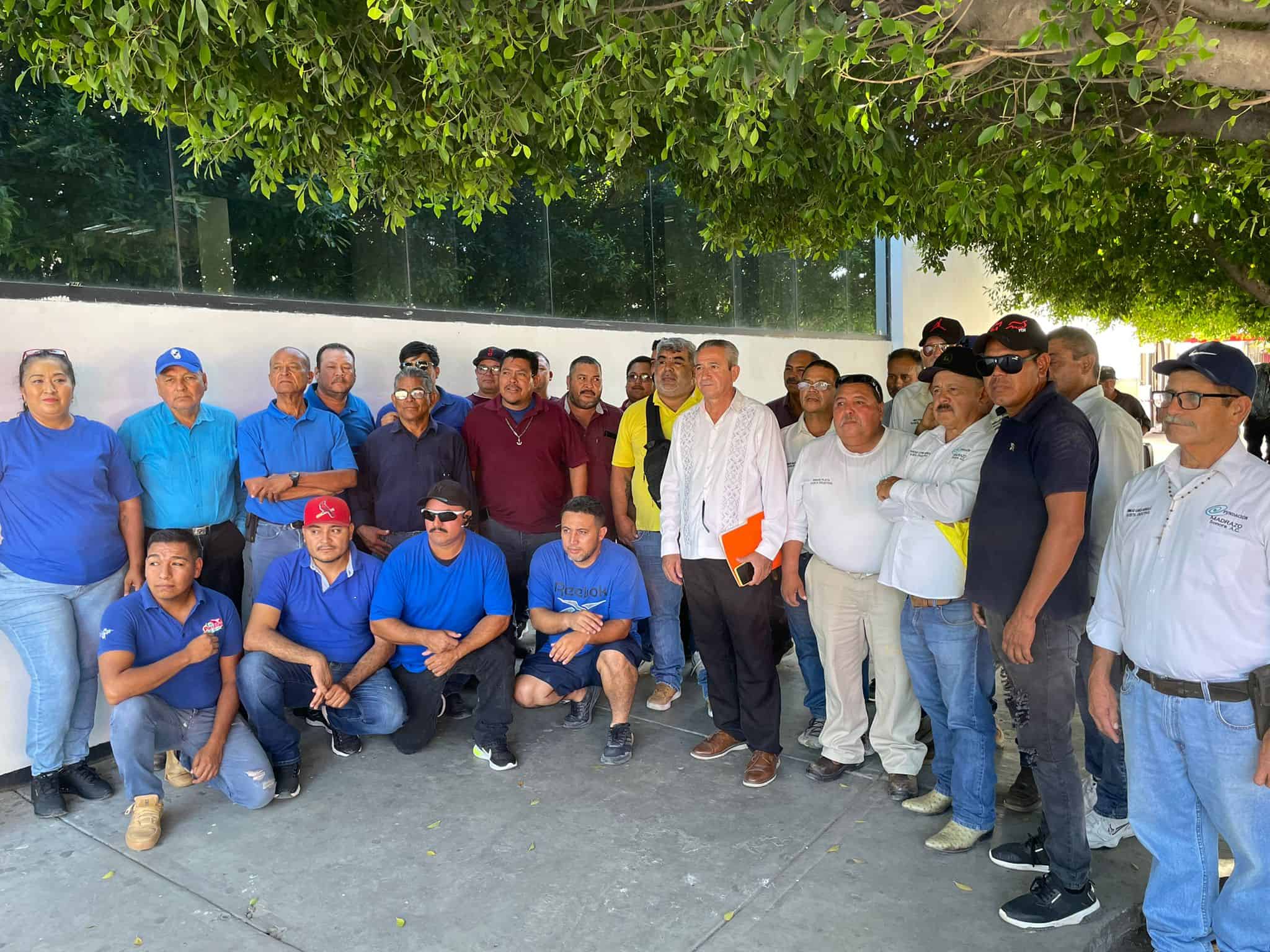 Taxistas colectivos de Cajeme mejoran su servicio