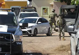 Capturan a dos durante operativo en la Nueva Palmira de Ciudad Obregón Capturan a dos durante operativo en la Nueva Palmira de Ciudad Obregón