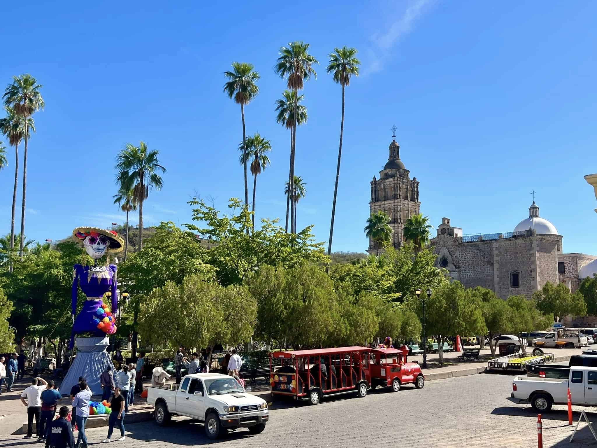 Álamos listo para el Festival de la Calaca