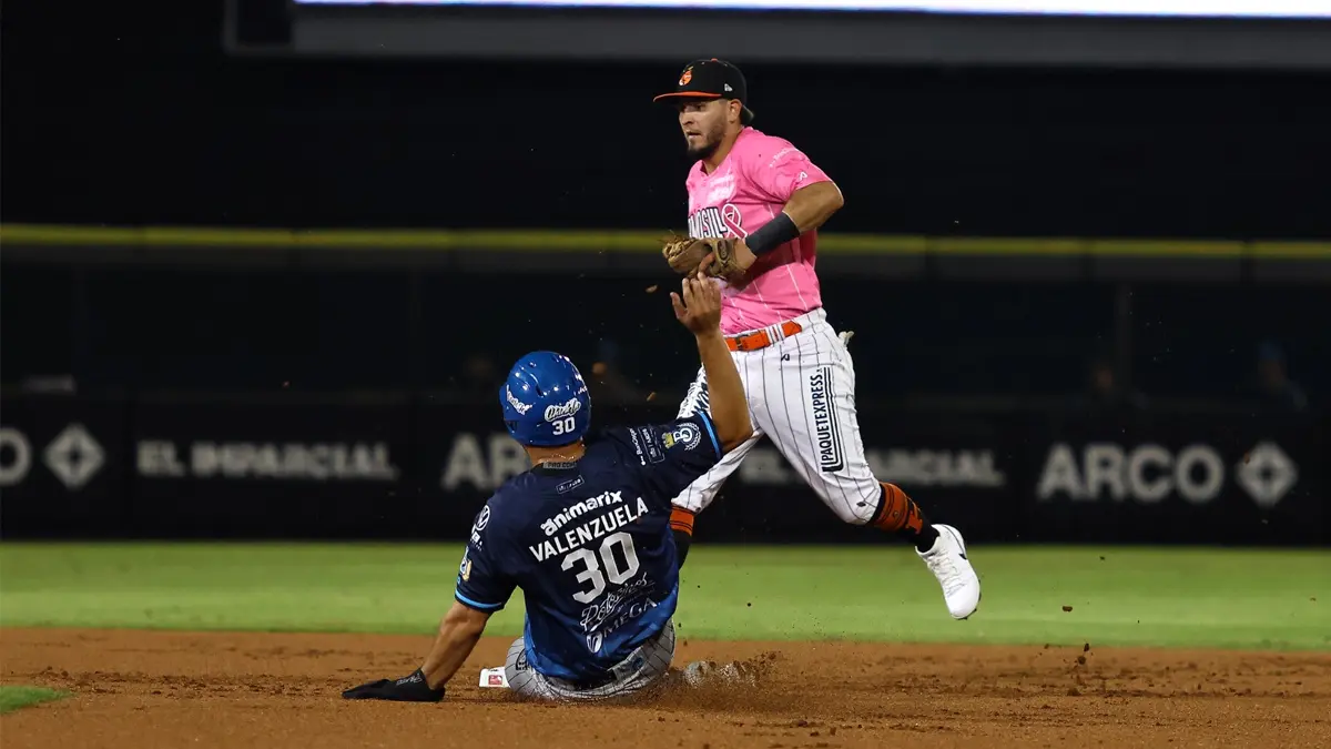 Yaquis cae 4-2 ante Naranjeros y se empata la serie