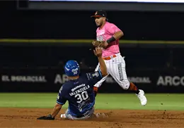 Yaquis cae 4-2 ante Naranjeros y se empata la serie Yaquis cae 4-2 ante Naranjeros y se empata la serie
