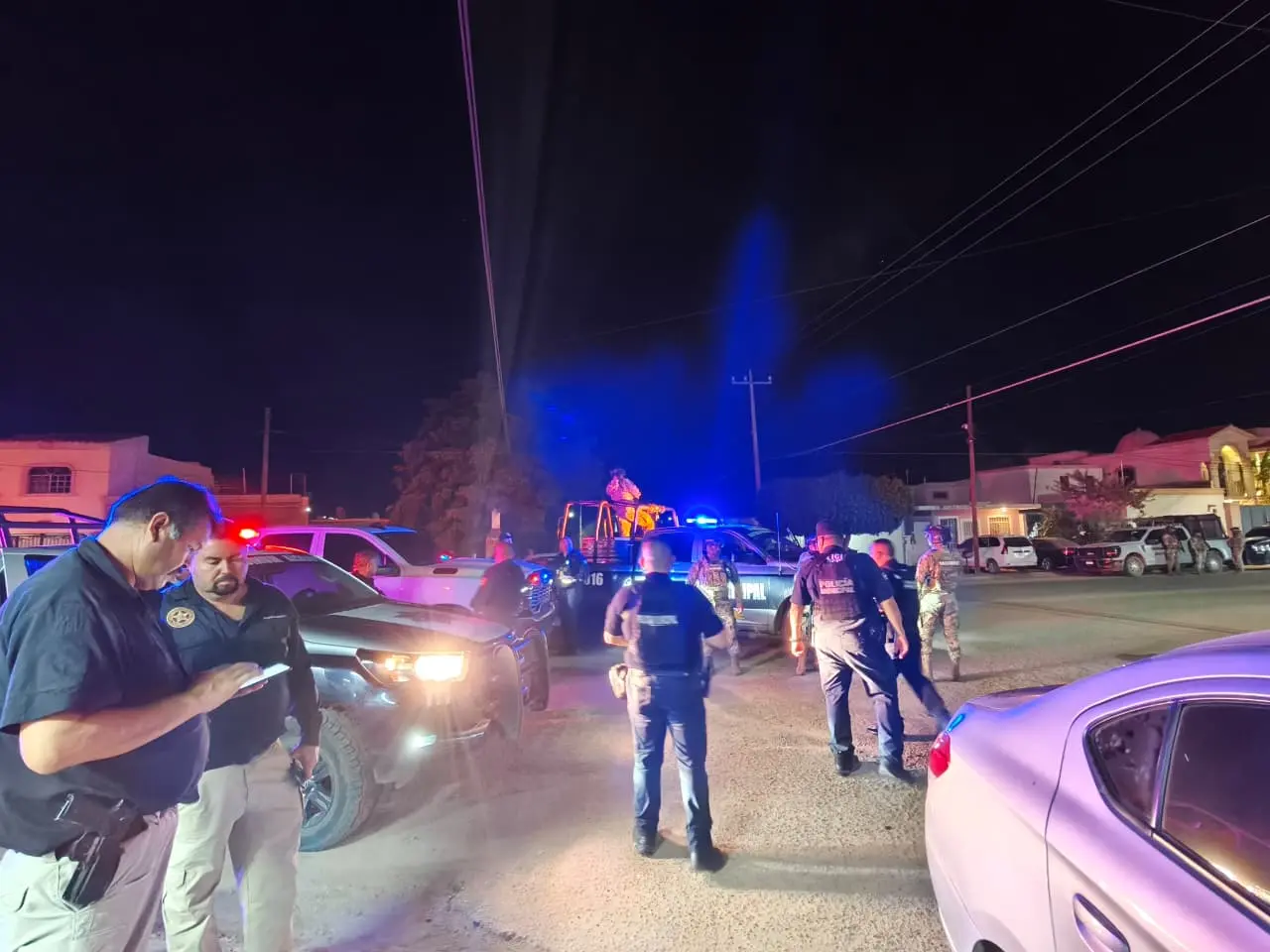 Abandonan armas largas tras "rafaguear" casa en Villa Bonita, al norte de Ciudad Obregón