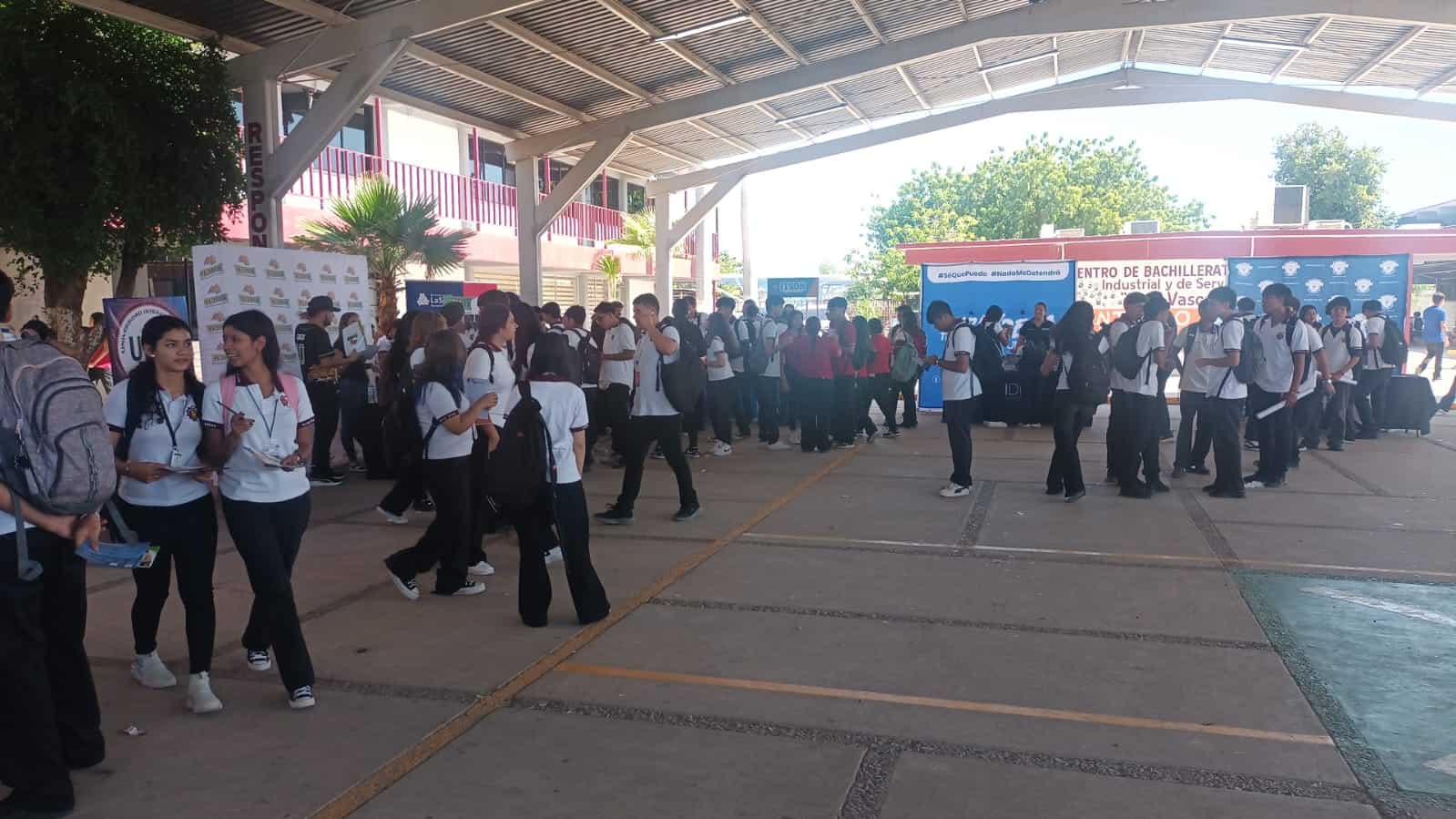 Orientan a estudiantes de Cajeme: Cbtis 188 realiza feria vocacional