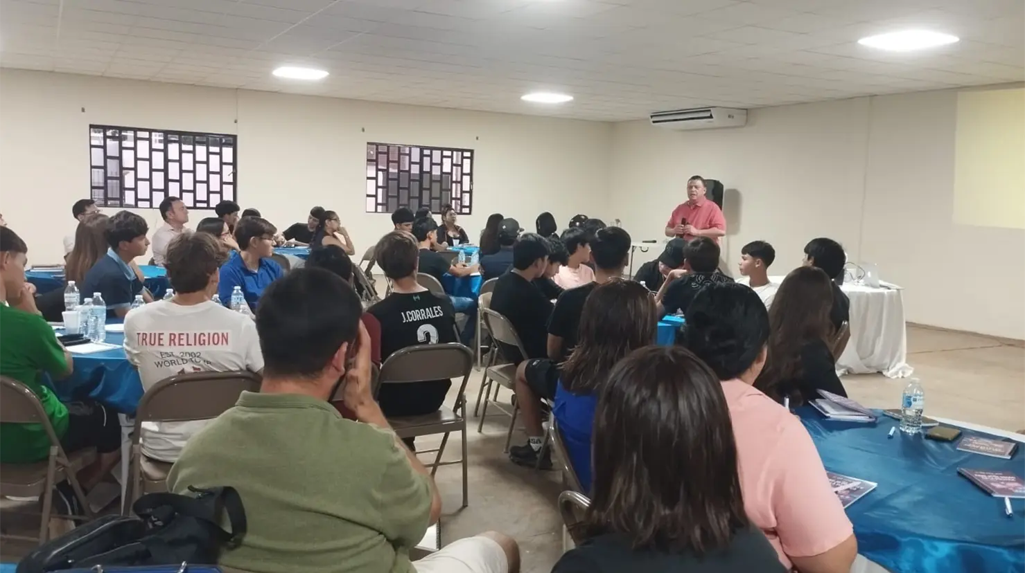 El representante del PAN en el IEE, detalló que esta situación del atraso en el pago de nómina se derivó a raíz de que el instituto recibió la orden de hacer un embargo, por parte de la junta de conciliación arbitraje del sur de Sonora, por una supuesta demanda a la que no fueron notificados en el 2012