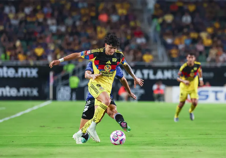 América evita la derrota ante Mazatlán gracias a gol de Brian Rodríguez