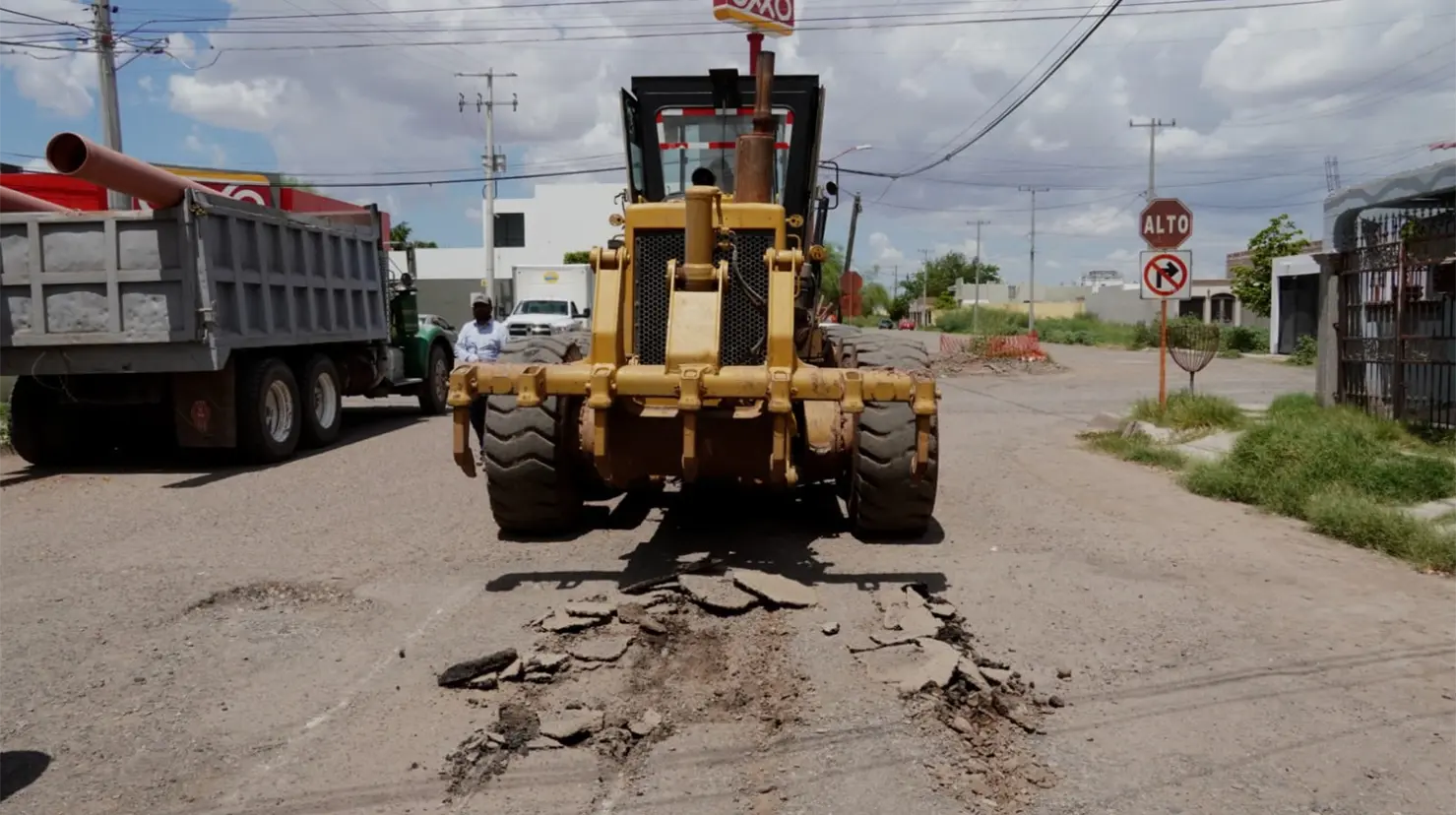 Piden a cajemenses tener precaución al manejar por cierre de calles