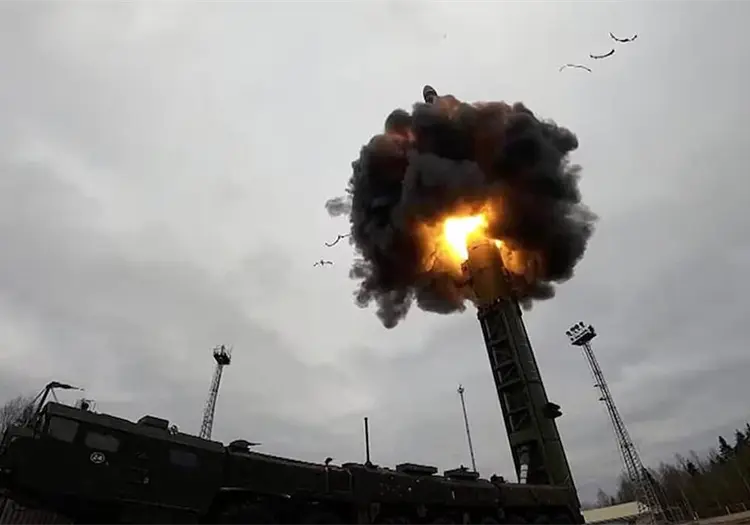 "Mano Muerta", el dispositivo diseñado por Rusia que seguirá atacando tras la destrucción del país