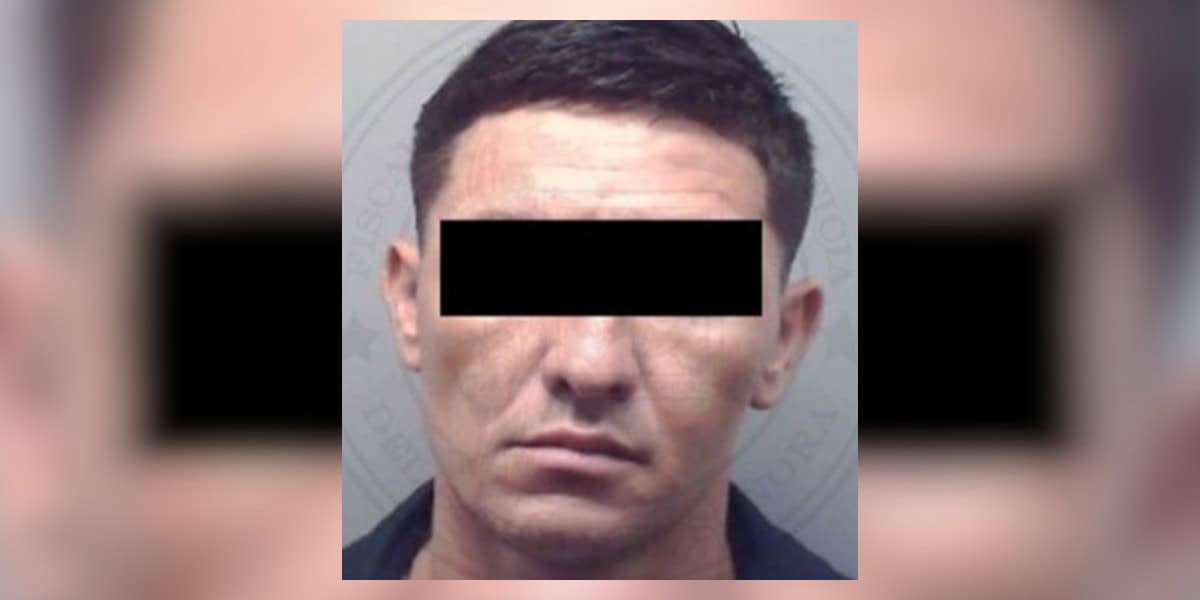 Capturan a presunto responsable de colocar narcomantas en Hermosillo