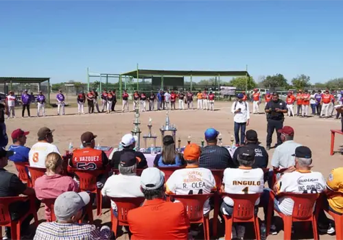 Ponen en marcha la temporada Selectiva de Beisbol 65 Años y Más Ponen en marcha la temporada Selectiva de Beisbol 65 Años y Más