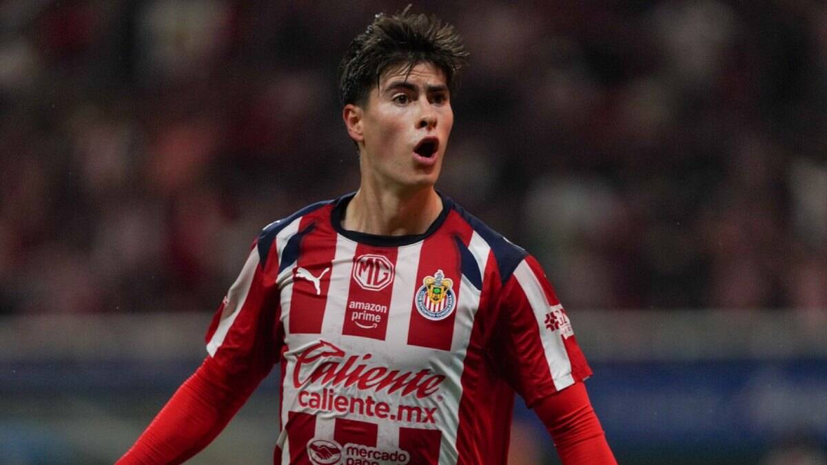 Armando González, el nuevo goleador de las Chivas