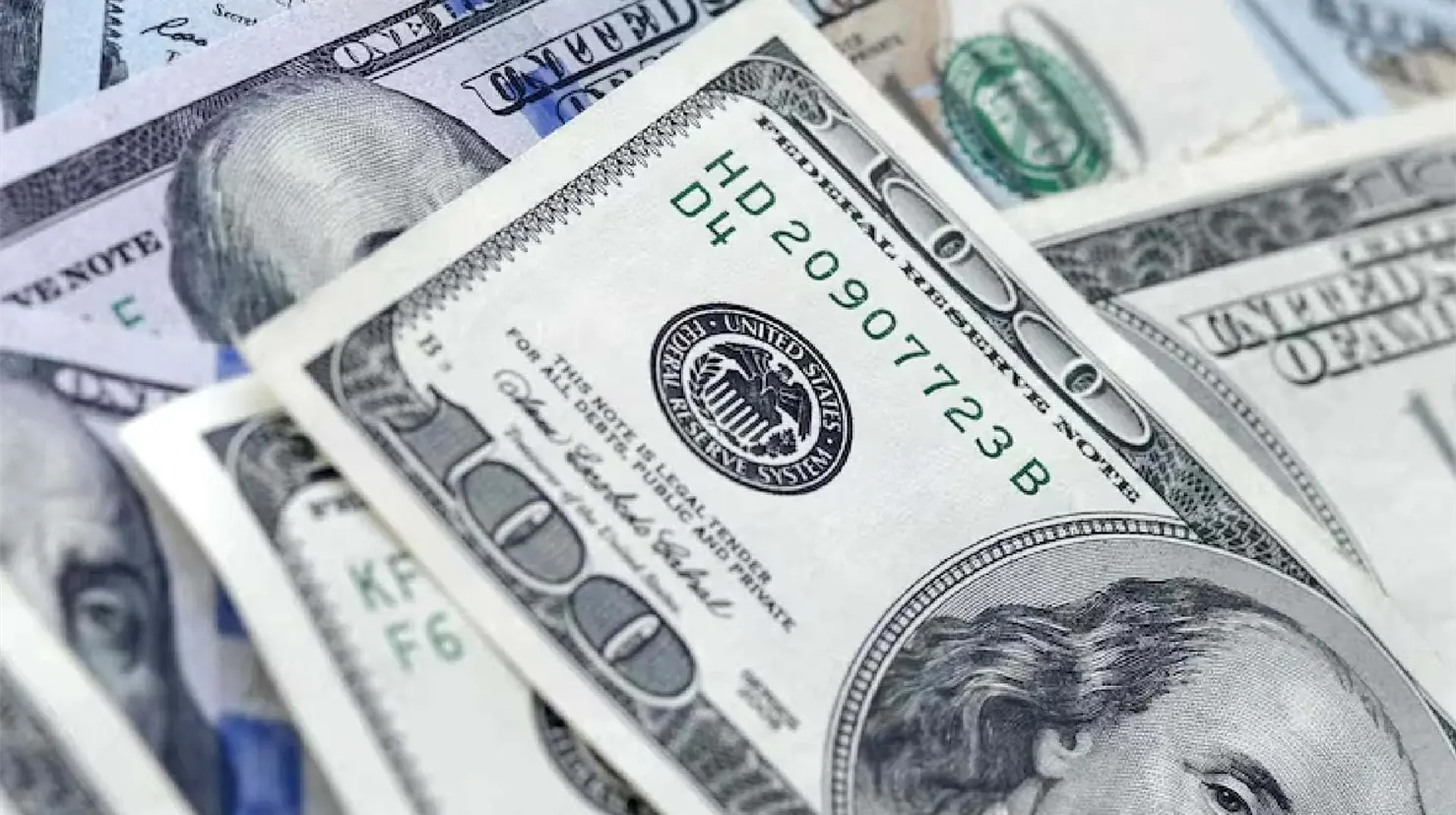 Precio del dólar hoy martes 28 de octubre: El peso mexicano inicia la semana con ligera ganancia