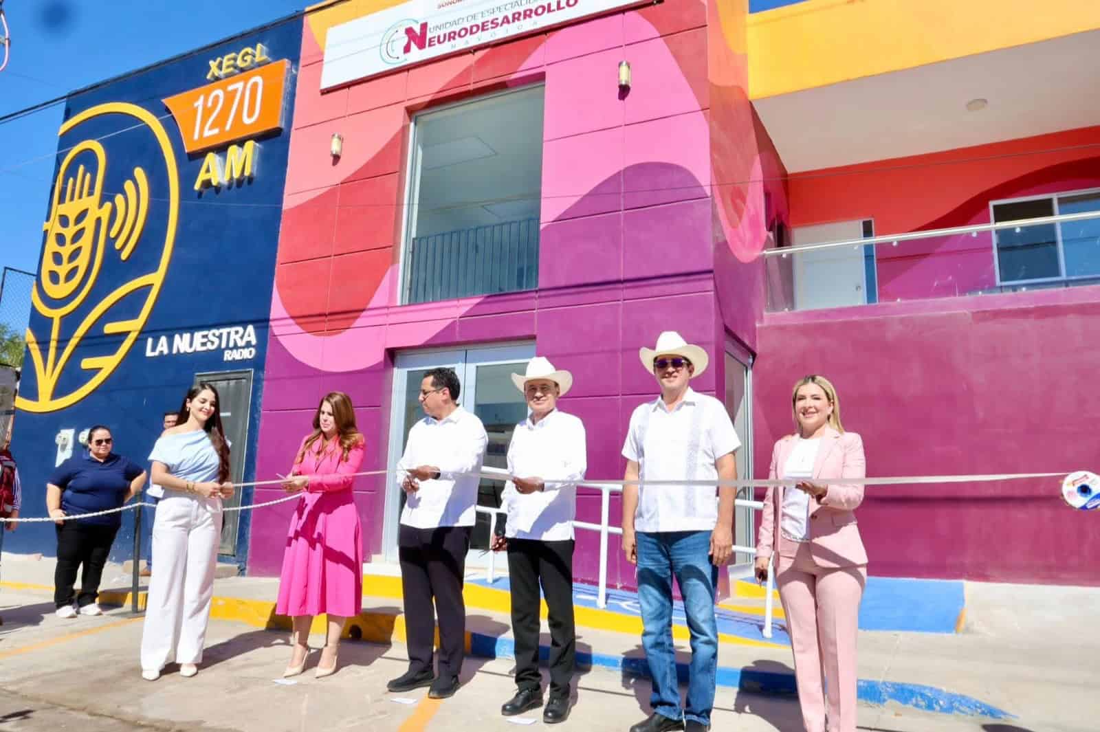 Miles de becas y una nueva unidad de Neurodesarrollo deja Durazo en Navojoa