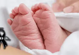 Por celos, una niña de 5 años tiró a su hermanita recién nacida desde un cuarto piso Por celos, una niña de 5 años tiró a su hermanita recién nacida desde un cuarto piso