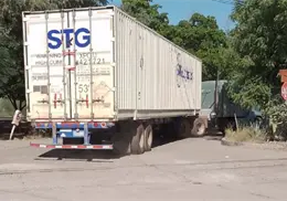 Cerrarían vecinos calles por tránsito de tráileres Cerrarían vecinos calles por tránsito de tráileres