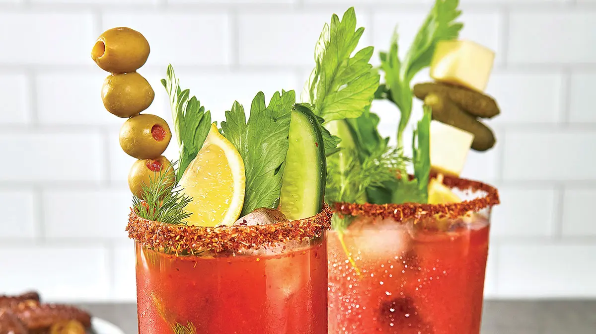 Fresco, rojo intenso y perfecto para brindar.