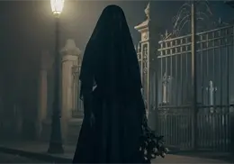 VIDEO | ¡Qué miedo! Captan a una mujer fantasma o alma en pena dentro de una tumba