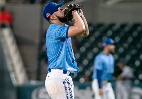 Cañeros de Los Mochis rescata el del honor ante Obregón en entradas extra