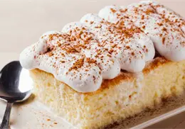 ¡Postre Rápido! Prepara el Pastel de Tres Leches más delicioso sin prender el horno